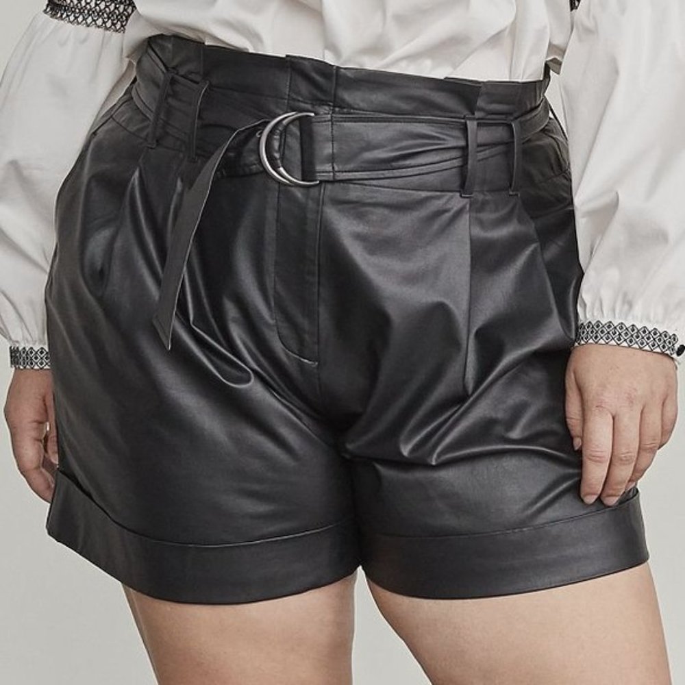 NEW Elizabeth and James Plus 16W Faux Leather Paperbag Belted Shorts Pockets